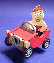 Lade das Bild in den Galerie-Viewer, Wackelauto, Sandkasten und Wippe für Spielplatz