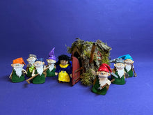 Lade das Bild in den Galerie-Viewer, Schneewittchen und die 7 Zwerge zum Fädeln