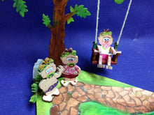 Lade das Bild in den Galerie-Viewer, 8 Babyfiguren 3D aus Holz zum Hinsetzen
