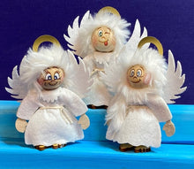 Lade das Bild in den Galerie-Viewer, Engel aus Filz zum Stellen, weiss