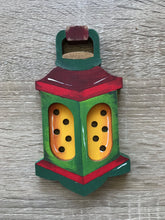Lade das Bild in den Galerie-Viewer, Laterne mit Rückwand aus Holz für Lichterkette
