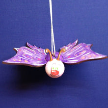 Lade das Bild in den Galerie-Viewer, Schmetterling aus Holz mit Styropor-Bauch und Kopf