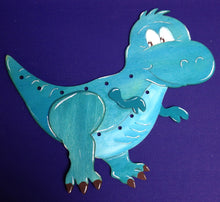 Lade das Bild in den Galerie-Viewer, Lampe Mopsy-Dino aus Holz