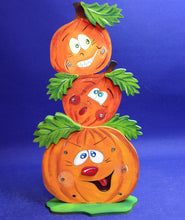 Lade das Bild in den Galerie-Viewer, 3 Kürbisse übereinander zum Stellen