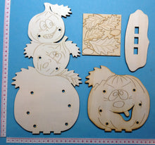 Lade das Bild in den Galerie-Viewer, 3 Kürbisse übereinander zum Stellen