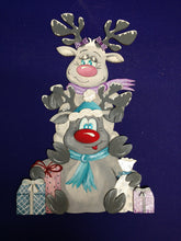 Lade das Bild in den Galerie-Viewer, Rentier "Uli" schultert "Elli"