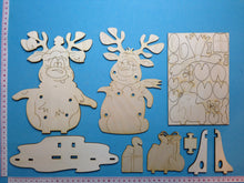 Lade das Bild in den Galerie-Viewer, Rentier "Uli" schultert "Elli"