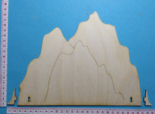 Lade das Bild in den Galerie-Viewer, Berg aus Holz