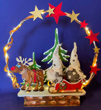 Lade das Bild in den Galerie-Viewer, Komplettset: Mini-Wichtelpaar aus Filz mit Schlitten und Rentier