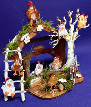 Lade das Bild in den Galerie-Viewer, Komplettset: Stall mit verrückten Hühnern