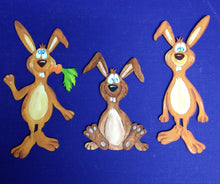 Lade das Bild in den Galerie-Viewer, Hase "Lotti" sitzend