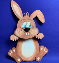 Lade das Bild in den Galerie-Viewer, Hase und Hasenmädchen für Zaun