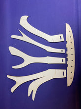 Lade das Bild in den Galerie-Viewer, Bastelset aus Holz: Karottenhaus mit Hasen