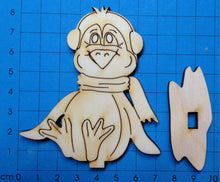 Lade das Bild in den Galerie-Viewer, Pinguinbaby, sitzend mit Ohrenschützer, zum Hinstellen