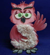 Lade das Bild in den Galerie-Viewer, Eule zum Weben