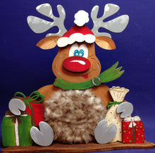 Lade das Bild in den Galerie-Viewer, Rentier mit Päckchen zum Weben