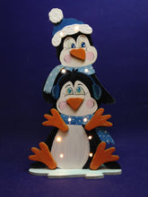 Lade das Bild in den Galerie-Viewer, 2 Pinguine übereinander, mit 3D-Teile, 30cm mit Löcher