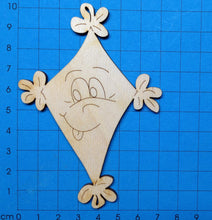 Lade das Bild in den Galerie-Viewer, Drachen mit Gesicht und Schleifen