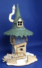 Lade das Bild in den Galerie-Viewer, Fairy-House (Wichtelhaus), eckig-rustikal
