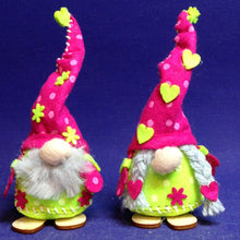Lade das Bild in den Galerie-Viewer, Mini-Nähwichtelpaar - Frühjahrswichtel (4er Set)