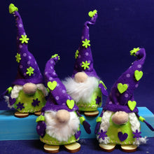 Lade das Bild in den Galerie-Viewer, Mini-Nähwichtelpaar - Frühjahrswichtel (4er Set)