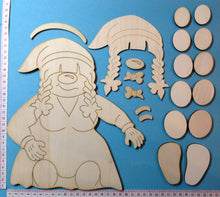 Lade das Bild in den Galerie-Viewer, sitzender Wichtel und Wichteldame