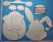 Lade das Bild in den Galerie-Viewer, Hase und Hasenmädchen für Zaun