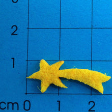 Lade das Bild in den Galerie-Viewer, Komet, Filz