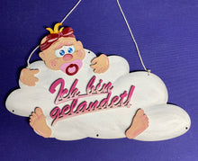 Lade das Bild in den Galerie-Viewer, Baby "Mädchen" als Kantenhocker aus Holz