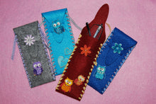 Lade das Bild in den Galerie-Viewer, Katze lustig Knopf aus Holz 4cm