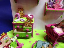 Lade das Bild in den Galerie-Viewer, Komplettset aus Holz: Kinderzimmer Mädchen