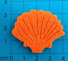 Lade das Bild in den Galerie-Viewer, Jakobsmuschel, Filz