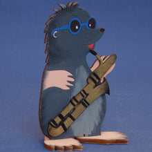 Lade das Bild in den Galerie-Viewer, Maulwurf als Standfigur aus Holz