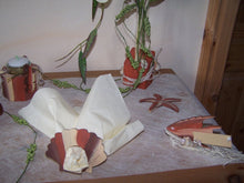 Lade das Bild in den Galerie-Viewer, 6cm Jakobsmuschel Holzteile, Basteln mit Holz für Kinder, Basteln mit Holz, Blumen für Tischdeko, Basteln mit Holz, Holzideen , Tischdeko selbst gestalten, Tischdekoration selbst basteln, Holzkunst, Serviettenhalter zum Basteln, Holzideen , Basteln mit Holz, Serviettenhalter zum Basteln, Holzteile, Basteln mit Holz für Kinder, Basteln mit Holz, Tischdeko selbst gestalten, Blumen für Tischdeko, Holzkunst, Tischdekoration selbst basteln, SRH 7008