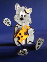 Lade das Bild in den Galerie-Viewer, Geschenkideen zum basteln, Tiere aus Holz malen, Mäuse und Käse mit Kindern malen, Jahrsesdeko basteln, Käse zum Basteln, Haustiere malen, Tiere aus Holz basteln, Bastelset aus Holz, Basteln mit Kindern, Dekoration mit Kindern gestalten, Kleinteile zum bemalen, Käse aus Holz, Frühjahrsdekoration gestalten, MCS 9706