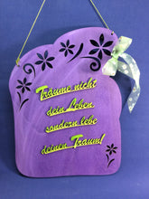 Lade das Bild in den Galerie-Viewer, Schild mit augeschnittenen Blumen breit aus Holz Türschild, Schilder aus Holz, Schild zur Hochzeit basteln, Schilder zum Basteln, Schild zur Geburt, Holzideen , Holz bemalen, Basteln mit Holz, Schilder für den Eingang, Schild fürs Kinderzimmer, Schild zum Geburtstag, Basteln mit Holz für Kinder, Schild zur Taufe, RYH 1540