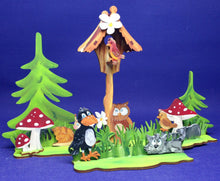 Lade das Bild in den Galerie-Viewer, Vogelhäuschen zum Hinstellen ca. 15cm aus Holz Kleine Holzteile, Basteln mit Holz für Kinder, Holz kunst, Vogelhaus gestalten, Basteln mit Holz, Basteln mit Holz, Holzteile bemalen, Vogelhaus bemalen, Basteln mit holzteile, Bastel Ideen , Holz bemalen Acryl, VSH 5115SB