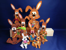 Lade das Bild in den Galerie-Viewer, Hase als Pfahltier aus Holz Osterbasteln einfach mit Kindern, basteln für Osterdeko, Ostereier gestalten, Bastelset aus Holz zum Basteln, Osterdeko selbst gestalten, Ostergeschenk selber basteln, basteln zu Ostern mit Kindern, Bastelideen für Ostern, Hasen aus Holz, Osterdekoration aus Holz gestalten, Hasen aus Holz bemalen,  Bastelset aus Holz zum Basteln, Ostereier gestalten, Osterdekoration aus Holz gestalten, basteln zu Ostern mit Kindern, Ostergeschenk selber basteln, Hasen aus Holz, Osterdeko selbst