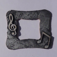 Lade das Bild in den Galerie-Viewer, Schild zur Geburt, Schild zum Geburtstag, Schild fürs Kinderzimmer, Holzideen , Schilder aus Holz, Basteln mit Holz, Basteln mit Holz für Kinder, Schilder für den Eingang, Holz bemalen, Schilder zum Basteln, Bilderrahmen aus Holz, Türschild, Schild zur Hochzeit basteln, Schild zur Taufe, RDH 1710