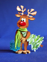 Lade das Bild in den Galerie-Viewer, Rentier aus Holz,
Standfigur Weihnachtsdekoration, Rentier aus Holz, Bastelset Weihnachten, basteln mit Kindern, Geschenkidee für Weihnachten, Rentier zum stellen malen, Winter Tiere basteln mit Holz, Rentier zu Weihnachten gestalten, Weihnachtsbasteln, Bastelidee Weihnachten, weihnachtliches Bastelset, Weihnachtsdeko gestalten, Weihnachtsdekoration, Bastelset Weihnachten, Rentier zu Weihnachten gestalten, Rentier zum stellen malen, Bastelidee Weihnachten, basteln mit Kindern, Weihnachtsdeko gestalten, Wi