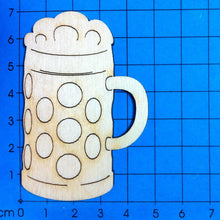 Lade das Bild in den Galerie-Viewer, 6cm Tischdeko selber machen, Oktoberfestdeko, Holzteile zum Selbstgestalten, Streuteile diy, Karte zum Geburtstag basteln, Einladungskarten basteln, Basteln mit Holz, Dirnd Trachtenhut aus Holz, Deco für Gartenparty, Holzteile bemalen, Holzteilechen, Streuteile Holz, Basteln mit Kindern, Kleine Holzteile, Lederhose aus Holz, Maßkrug aus Holz, Geschenk zum Geburtstag, Deco Bierfeste, Streuteile basteln, Basteln mit Holzteilen,  Deco für Gartenparty, Tischdeko selber machen, Kleine Holzteile, Einladungskarte