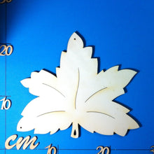 Lade das Bild in den Galerie-Viewer, 20cm Blätter zum Basteln, Blätter zum Bemalen, Blätter als Streudeko, Blätter für Hochzeit, Blätter aus Holz, Blätter für den Herbst, Blätter für Geburtstagsdeko, Blätter für Geldgeschenke, Blätter zum selbst Gestalten, Blätter zum Basteln, Blätter für Geburtstagsdeko, Blätter für Hochzeit, Blätter aus Holz, Blätter zum Bemalen, Blätter für Geldgeschenke, Blätter zum selbst Gestalten, Blätter als Streudeko, Blätter für den Herbst, LAH 1020