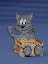 Lade das Bild in den Galerie-Viewer, Katze mir Körbchen aus Holz Kätzchen mit Kindern malen, Bastelset aus Holz, Katze zum Bemalen, Katzen aus Holz basteln, Frühjahrsdekoration gestalten, Geschenkideen zum Basteln, Basteln mit Kindern, Dekoration mit Kindern gestalten, Schlenker Tiere aus Holz zum Setzen, Jahrsesdeko basteln, Tiere aus Holz basteln, Bastelset für Bauernhof, KZB 4324SB