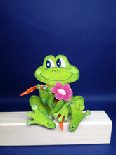 Lade das Bild in den Galerie-Viewer, Frosch aus Holz,
Schlenker-Figur mit Papierdraht-Armen und Beinen mit Kindern malen, Tiere aus Holz basteln, Frosch zu bemalen, Dekoration mit Kindern gestalten, Bastelset aus Holz, Frühjahrsdekoration gestalten, Basteln mit Kindern, Schlenker Tiere aus Holz zum setzen, Bastelset für Bauernhof, Jahrsesdeko basteln, Frösche aus Holz basteln, Frühjahrsdekoration gestalten, Frösche aus Holz basteln, Jahrsesdeko basteln, Bastelset für Bauernhof, Tiere aus Holz basteln, mit Kindern malen, Dekoration mit Kinder