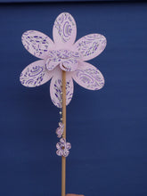 Lade das Bild in den Galerie-Viewer, Stempel Filigran DaVin 16 cm Stempel mit Holzgriff, Stempel für Hochzeit, Stempeln, Stempel für Kartengestaltung, Muster Stempel, Stempel für scrapbooking, Stempel für Kinder, Stempel für Geschenke, Stempelideen, Stempel für Holz, SPG 2616