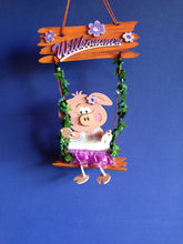 Lade das Bild in den Galerie-Viewer, Willkommen einzeilig zusammen
Schriftzug in Schreibschrift aus Holz Basteln mit Holz, Holzkunst, Schriftzug Bastelartikel, Karten basteln, Weihnachts Schriftzug, Holzteile bemalen, Eingangsschild, Schriftzüge aus Holz, Schriftzüge bemalen, Bastelideen mit Holz, Schriftzüge aus Holz, Weihnachts Schriftzug, Schriftzüge bemalen, Schriftzug Bastelartikel, Bastelideen mit Holz, Eingangsschild, Holzkunst, Basteln mit Holz, Holzteile bemalen, Karten basteln, SZH 8513