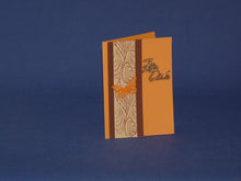 Lade das Bild in den Galerie-Viewer, Stempel filigran DaVin 10 cm Stempel für Hochzeit, Stempelideen, Stempel für scrapbooking, Stempeln, Stempel mit Holzgriff, Stempel für Kartengestaltung, Stempel für Geschenke, Stempel für Holz, Muster Stempel, Stempel für Kinder, SPG 1010