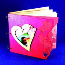 Lade das Bild in den Galerie-Viewer,   Schilder für den Eingang, Bilderrahmen aus Holz, Türschild, Holzideen , Basteln mit Holz, Schilder aus Holz, Schild zur Hochzeit basteln, Schild zur Geburt, Schild fürs Kinderzimmer, Schilder zum Basteln, Schild zur Taufe, Basteln mit Holz für Kinder, Holz bemalen, Schild zum Geburtstag,  RHE 1608