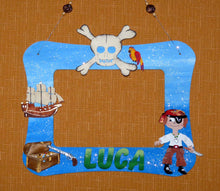 Lade das Bild in den Galerie-Viewer, Schiff aus Holz, Dreimaster Basteln mit Holz, Holzteilchen zum Anmalen, Pirat diy mit Zubehör, Pirat basteln, Türschilder basteln, Holzteile bemalen, Piratenschiff zum Bemalen, Basteln mit Kindern,  Holzteilchen zum Anmalen, Holzteile bemalen, Pirat diy mit Zubehör, Piratenschiff zum Bemalen, Basteln mit Holz, Pirat basteln, Basteln mit Kindern, Türschilder basteln,  PRH 2320
