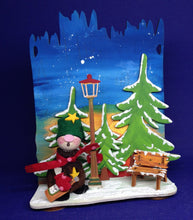 Lade das Bild in den Galerie-Viewer, Wichtel aus Filz Geschenkidee für Weihnachten, basteln mit Filz, Wichtel fädeln mit Kindern, Weihnachtsdeko gestalten, Filz nähen mit Kindern, Bastelset für Kinder, Weihnachtsbasteln, Wichtel basteln zu Weihnachten, Bastelidee Weihnachten, Wichtel aus Filz, basteln mit Kindern, weihnachtliches Bastelset, Weihnachtsdekoration, Bastelset Weihnachten, WHF 3510SB